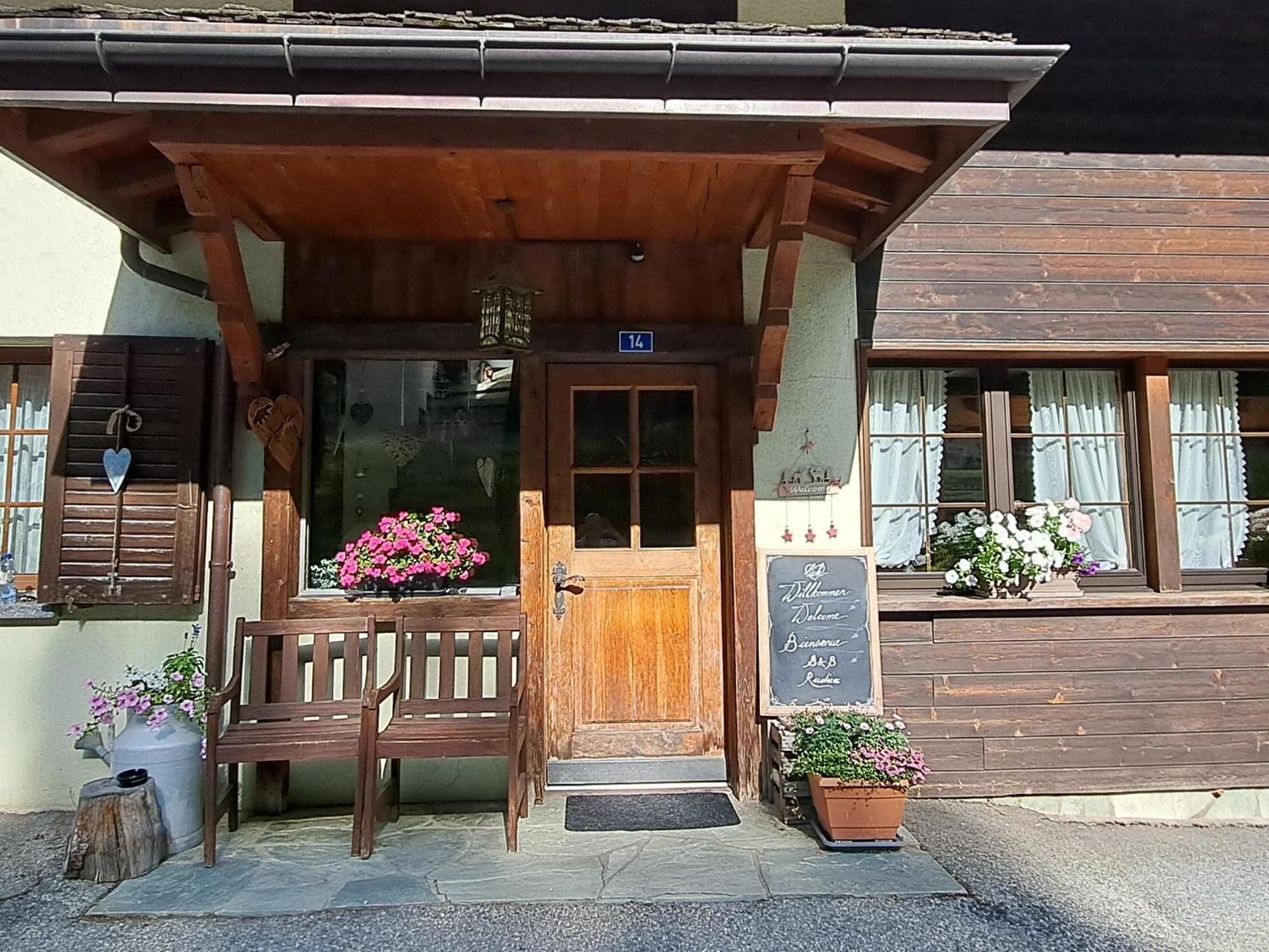 B&B Chalet Rustica Inden, Leukerbad Экстерьер фото